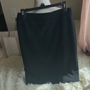 Elegant Black Women's Skirt size 8